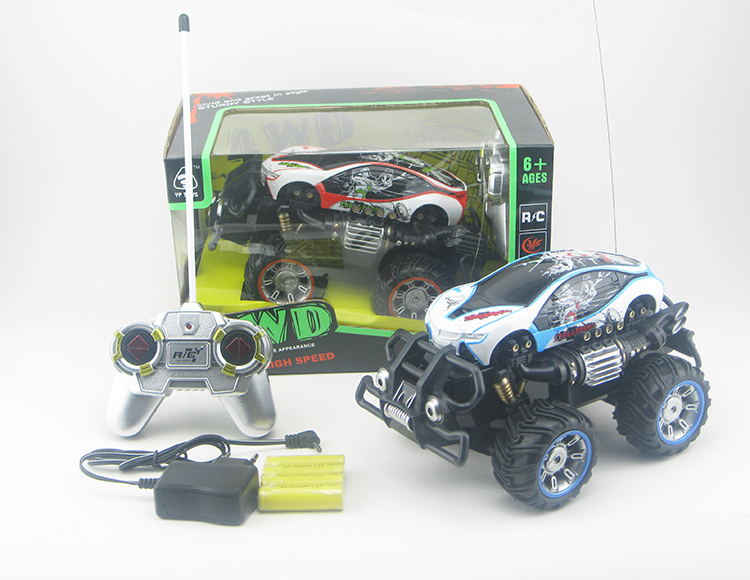 1:18宝马四通越野车(包电) 6139V