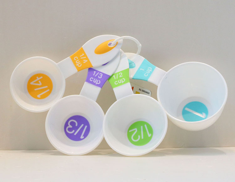 包注套四量匙 A8017