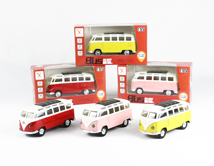 1:32大众巴士合金回力跑车 XL80116