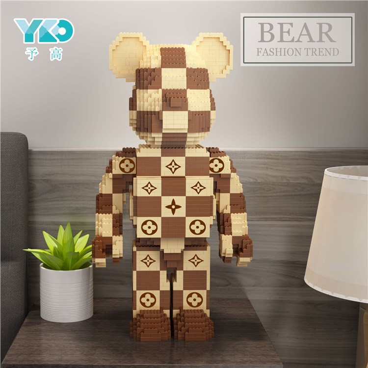 73CM LV暴力熊（4.9尺寸颗粒）（3523PCS) P1010